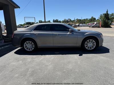 2014 Chrysler 300 Series - Photo 8 - Garden City, ID 83714