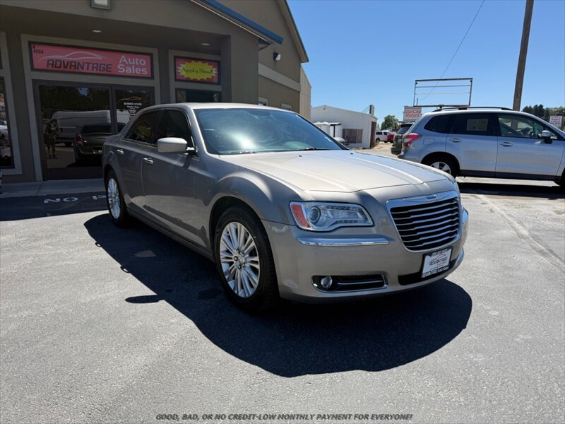 2014 Chrysler 300 Series   - Photo 1 - Garden City, ID 83714