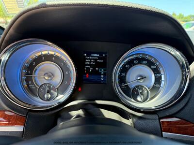 2014 Chrysler 300 Series - Photo 12 - Garden City, ID 83714