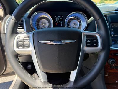 2014 Chrysler 300 Series - Photo 27 - Garden City, ID 83714