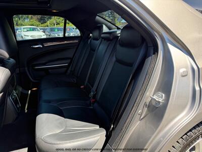 2014 Chrysler 300 Series - Photo 16 - Garden City, ID 83714