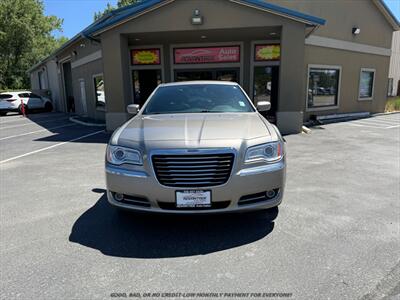 2014 Chrysler 300 Series - Photo 2 - Garden City, ID 83714
