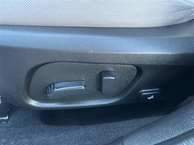 2017 Subaru Forester 2.5i Premium AWD 4dr Wagon CVT - Photo 28 - Garden City, ID 83714