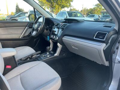 2017 Subaru Forester 2.5i Premium AWD 4dr Wagon CVT - Photo 19 - Garden City, ID 83714