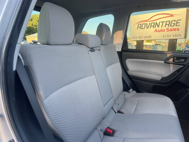 2017 Subaru Forester 2.5i Premium AWD 4dr Wagon CVT - Photo 16 - Garden City, ID 83714