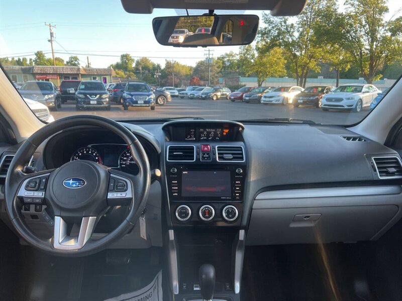 2017 Subaru Forester 2.5i Premium AWD 4dr Wagon CVT - Photo 7 - Garden City, ID 83714