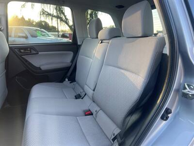 2017 Subaru Forester 2.5i Premium AWD 4dr Wagon CVT - Photo 14 - Garden City, ID 83714