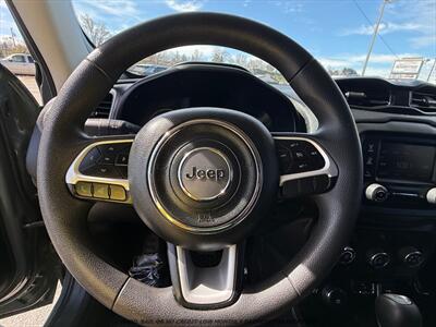 2018 Jeep Renegade Sport   - Photo 25 - Garden City, ID 83714