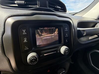 2018 Jeep Renegade Sport   - Photo 13 - Garden City, ID 83714