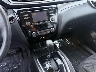2014 Nissan Rogue SV   - Photo 23 - Garden City, ID 83714