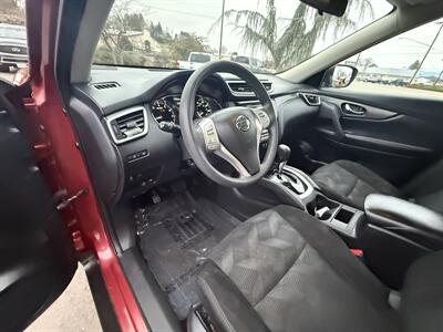 2014 Nissan Rogue SV   - Photo 10 - Garden City, ID 83714