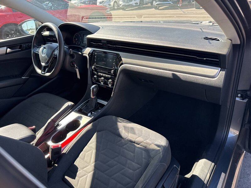 2021 Volkswagen Passat S 4dr Sedan - Photo 21 - Garden City, ID 83714