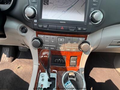 2012 Toyota Highlander Limited - Photo 31 - Garden City, ID 83714