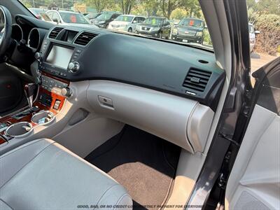 2012 Toyota Highlander Limited - Photo 24 - Garden City, ID 83714