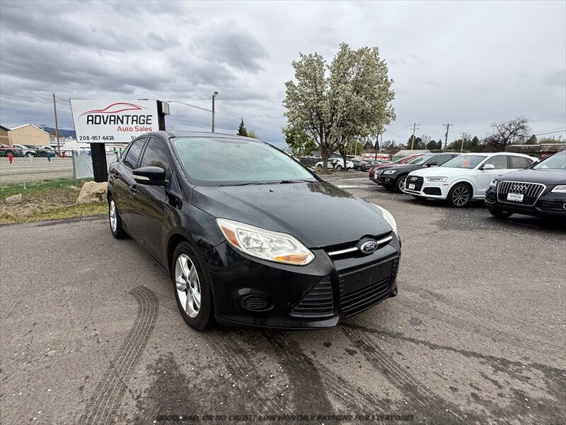 2014 Ford Focus SE   - Photo 1 - Garden City, ID 83714