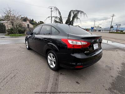 2014 Ford Focus SE   - Photo 5 - Garden City, ID 83714