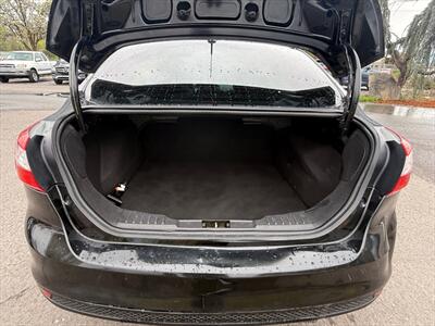 2014 Ford Focus SE   - Photo 16 - Garden City, ID 83714