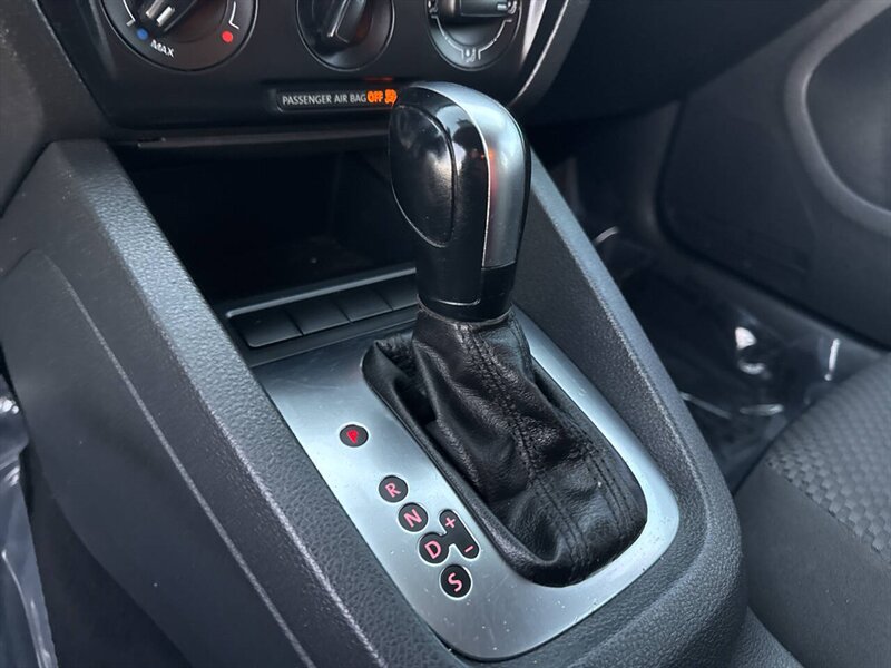 2012 Volkswagen Jetta Base 4dr Sedan 6A - Photo 26 - Garden City, ID 83714