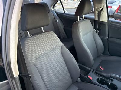 2012 Volkswagen Jetta Base 4dr Sedan 6A - Photo 20 - Garden City, ID 83714