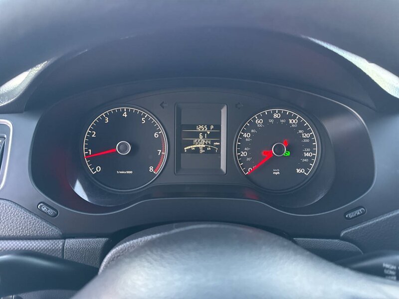 2012 Volkswagen Jetta Base 4dr Sedan 6A - Photo 13 - Garden City, ID 83714