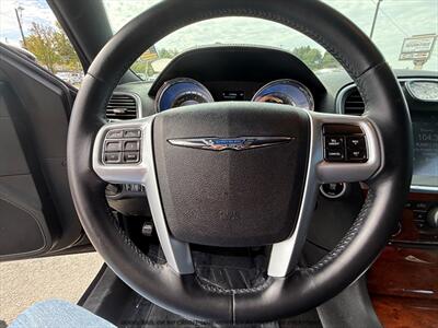 2014 Chrysler 300   - Photo 24 - Garden City, ID 83714