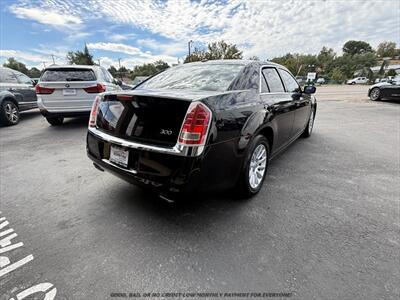2014 Chrysler 300   - Photo 7 - Garden City, ID 83714