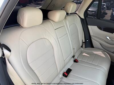 2017 Mercedes-Benz GLC GLC 300 4MATIC AWD 4dr SUV   - Photo 18 - Garden City, ID 83714