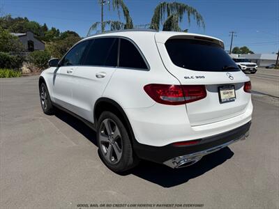 2017 Mercedes-Benz GLC GLC 300 4MATIC AWD 4dr SUV   - Photo 5 - Garden City, ID 83714