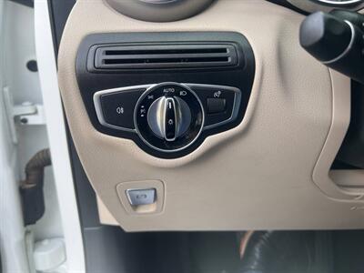 2017 Mercedes-Benz GLC GLC 300 4MATIC AWD 4dr SUV - Photo 24 - Garden City, ID 83714