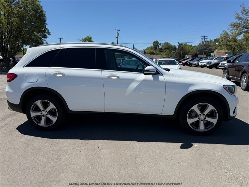 2017 Mercedes-Benz GLC GLC300 - Photo 8