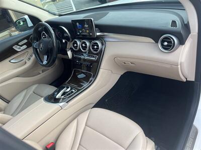 2017 Mercedes-Benz GLC GLC 300 4MATIC AWD 4dr SUV - Photo 20 - Garden City, ID 83714