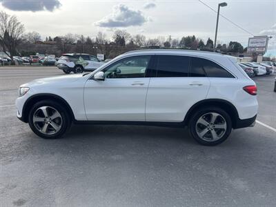 2017 Mercedes-Benz GLC GLC 300 4MATIC AWD 4dr SUV - Photo 5 - Garden City, ID 83714
