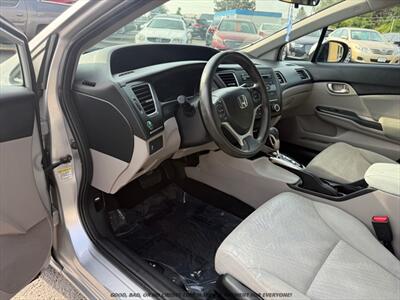 2014 Honda Civic LX - Photo 10 - Garden City, ID 83714