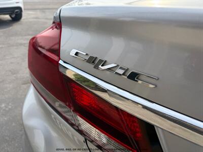 2014 Honda Civic LX - Photo 27 - Garden City, ID 83714