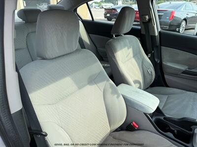 2014 Honda Civic LX - Photo 24 - Garden City, ID 83714