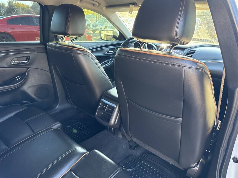 2017 Chevrolet Impala Premier 4dr Sedan - Photo 19 - Garden City, ID 83714