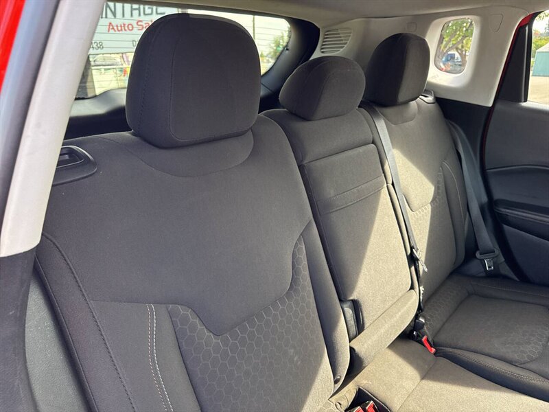 2018 Jeep Compass Sport 4x4 4dr SUV - Photo 19 - Garden City, ID 83714