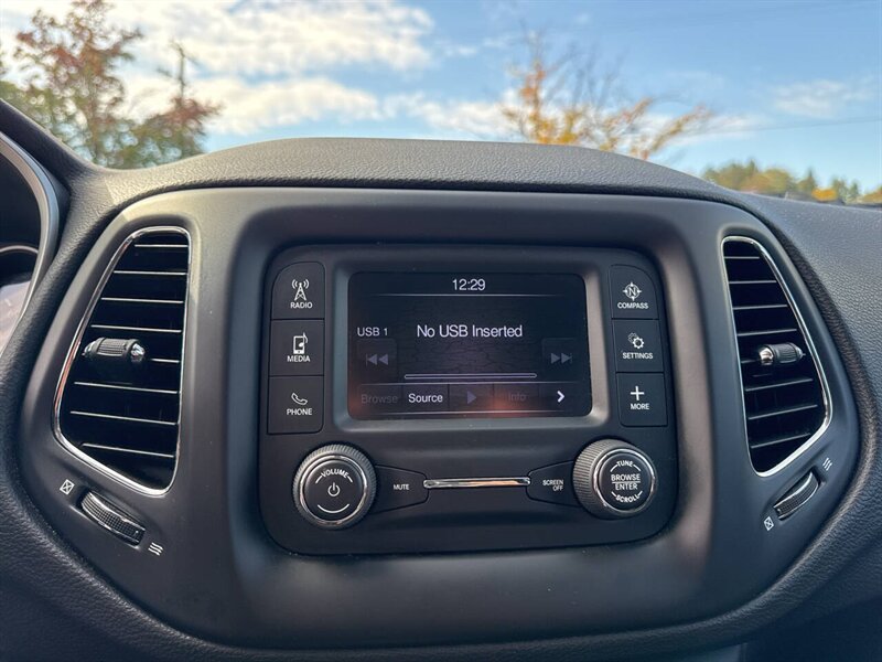 2018 Jeep Compass Sport 4x4 4dr SUV - Photo 26 - Garden City, ID 83714