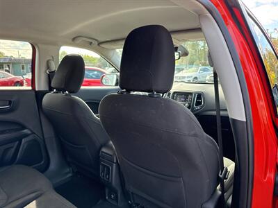 2018 Jeep Compass Sport 4x4 4dr SUV - Photo 20 - Garden City, ID 83714