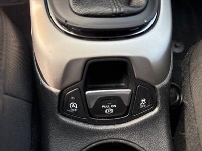 2018 Jeep Compass Sport 4x4 4dr SUV - Photo 28 - Garden City, ID 83714