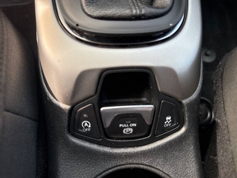 2018 Jeep Compass Sport 4x4 4dr SUV - Photo 28 - Garden City, ID 83714