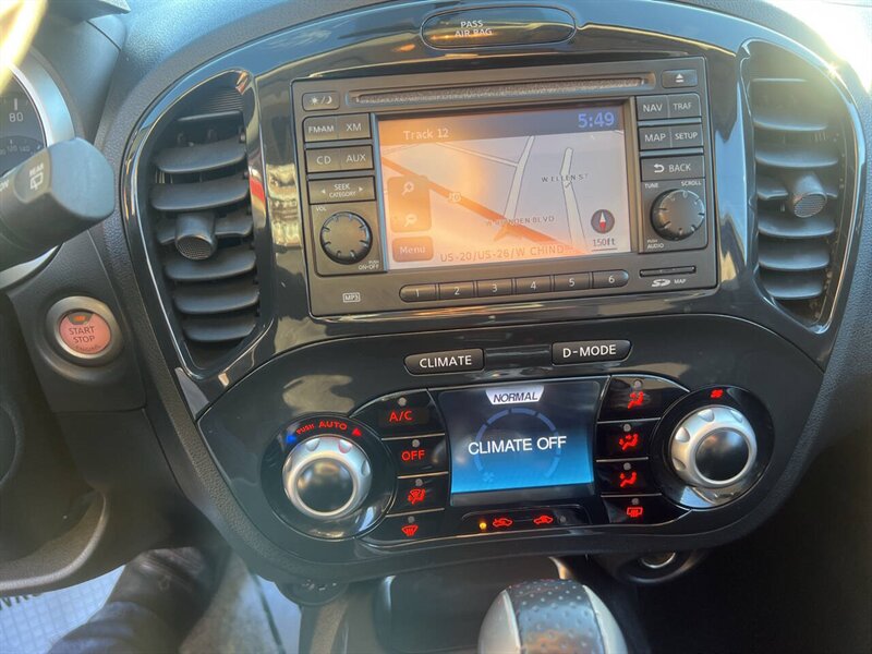 2012 Nissan JUKE SV AWD 4dr Crossover - Photo 26 - Garden City, ID 83714