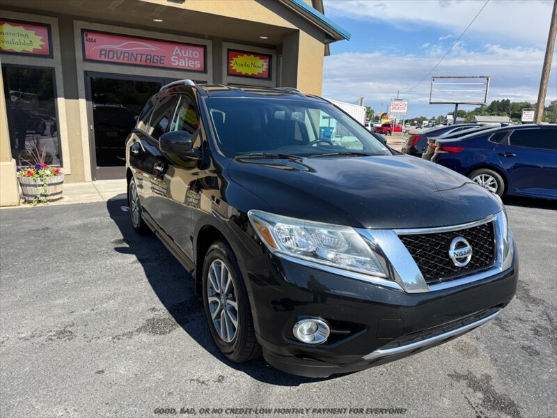 2016 Nissan Pathfinder SV V6   - Photo 1 - Garden City, ID 83714