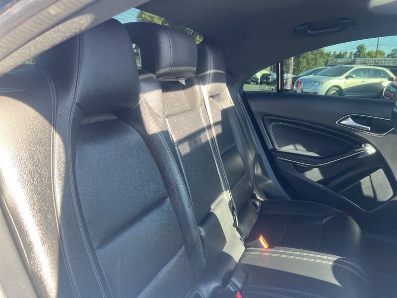 2018 Mercedes-Benz CLA CLA 250 4dr Coupe - Photo 18 - Garden City, ID 83714