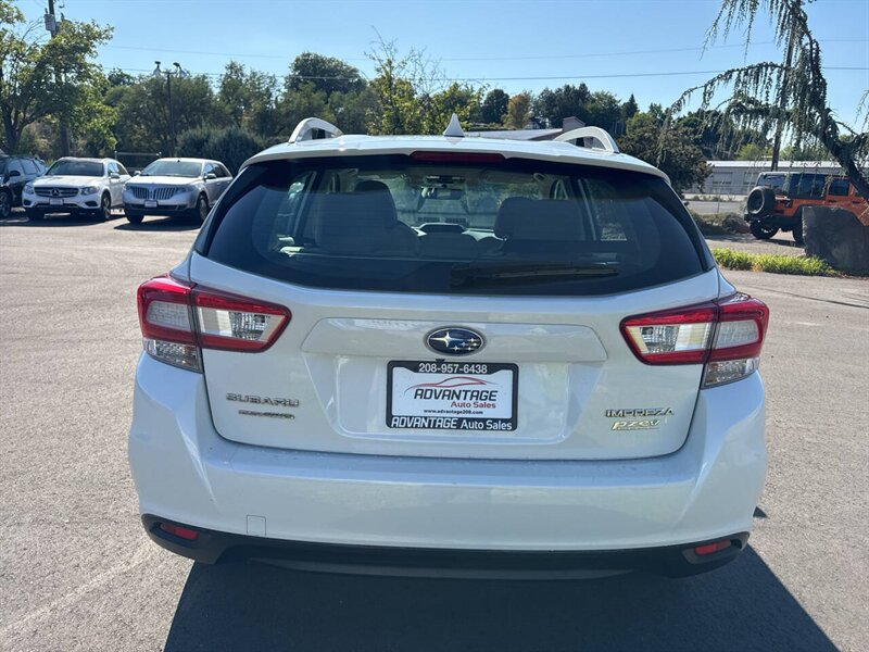 2017 Subaru Impreza Premium AWD 2.0i 4dr Wagon - Photo 6 - Garden City, ID 83714