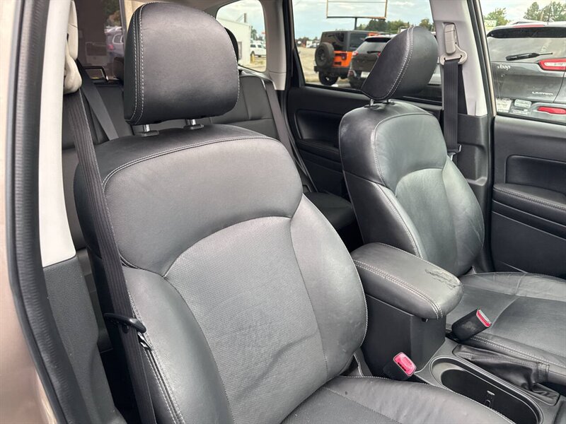 2016 Subaru Forester 2.5i Limited AWD 4dr Wagon - Photo 19 - Garden City, ID 83714