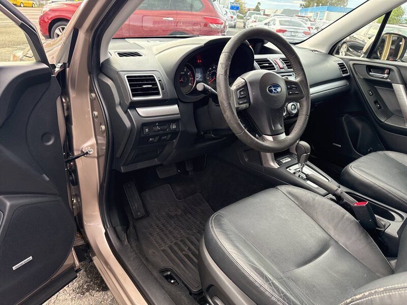 2016 Subaru Forester 2.5i Limited AWD 4dr Wagon - Photo 9 - Garden City, ID 83714