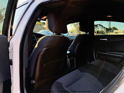 2018 Dodge Charger SXT - Photo 13 - Garden City, ID 83714