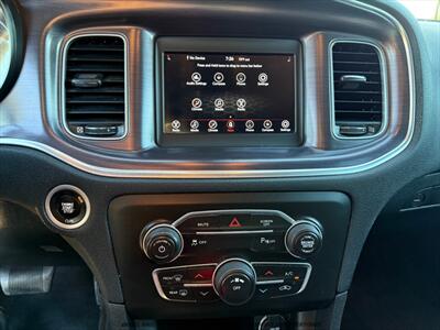 2018 Dodge Charger SXT - Photo 24 - Garden City, ID 83714