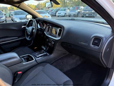 2018 Dodge Charger SXT - Photo 18 - Garden City, ID 83714